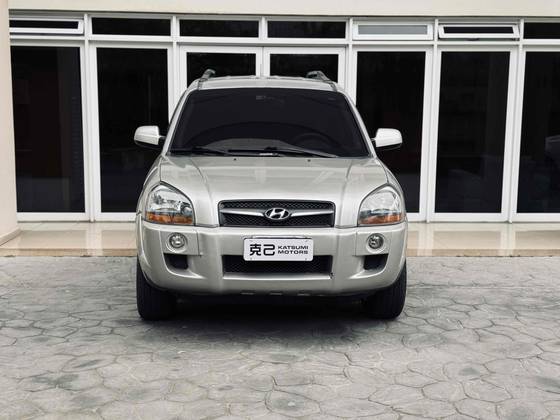 HYUNDAI TUCSON 2.0 MPFI GLS 16V 143CV 2WD GASOLINA 4P AUTOMÁTICO